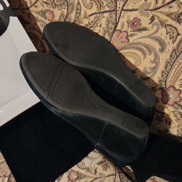 Nine West Suede boot.(10) - Picture 3 of 6